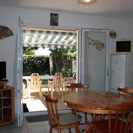 Semesterbostad Maison Proche Et Commerces, 2 Chambres, Jardin, Parking Prive - Fr-1-22-209 La Tranche-sur-Mer