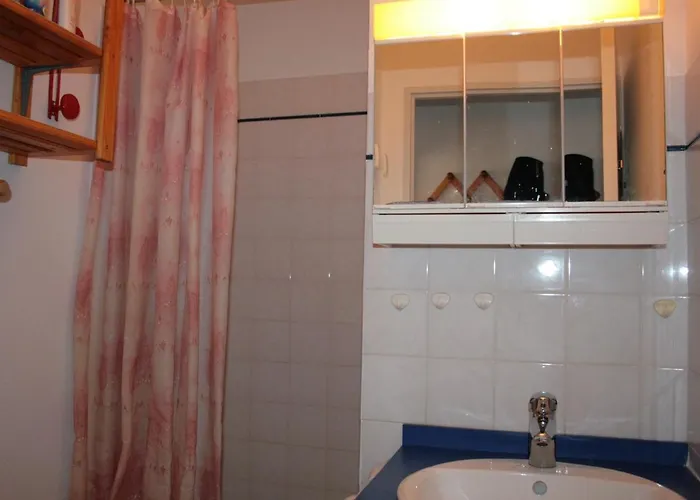 Сasa de vacaciones Maison Proche Et Commerces, 2 Chambres, Jardin, Parking Privé - Fr-1-22-209